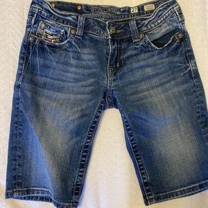 Womens Miss Me Bermuda shorts